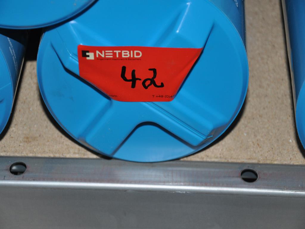 Machines, tools, merchandise / workshop equipment of the automobile sector / <br>tyre service-7